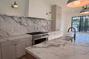4030 N 49th St, Phoenix, AZ 85018 - Photo 4