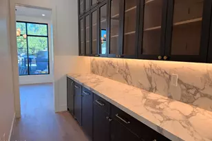 4030 N 49th St, Phoenix, AZ 85018 - Photo 6