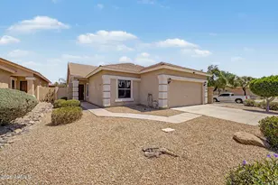 860 W Fruit Tree Ln, San Tan Valley, AZ 85143 - Photo 2
