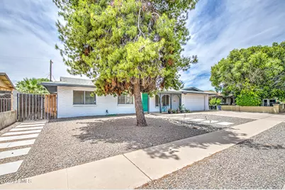 3739 W Krall Street, Phoenix, AZ 85019 - Photo 2