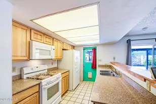 3739 W Krall St, Phoenix, AZ 85019 - Photo 10