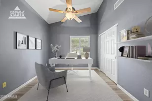 5542 W Saguaro Park Ln, Glendale, AZ 85310 - Photo 4