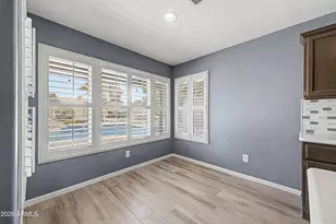 5542 W Saguaro Park Ln, Glendale, AZ 85310 - Photo 12