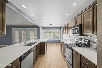 5542 W Saguaro Park Lane, Glendale, AZ 85310 - Photo 16