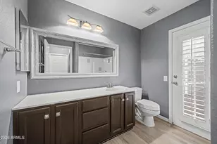 5542 W Saguaro Park Ln, Glendale, AZ 85310 - Photo 20
