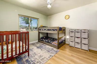 8602 N 39th Avenue, Phoenix, AZ 85051 - Photo 18