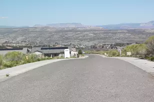 820 Skyline Blvd, Clarkdale, AZ 86324 - Photo 1