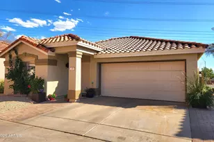 18611 North 22nd St, Phoenix, AZ 85024 - Photo 1