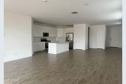 2890 E Frontiersman Lane, San Tan Valley, AZ 85140 - Photo 4