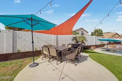 8246 W Rose Garden Lane, Peoria, AZ 85382 - Photo 24