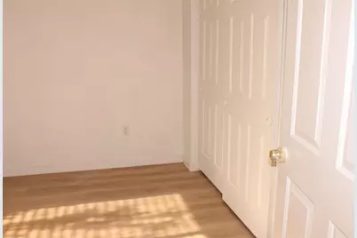 11375 E Sahuaro Drive #Apt 1031, Scottsdale, AZ 85259 - Photo 12
