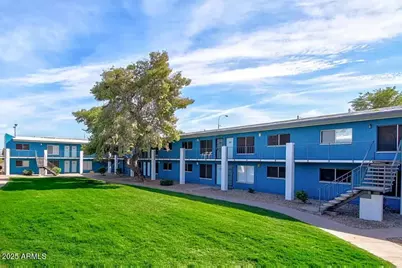 2627 N 45th Avenue #2C, Phoenix, AZ 85035 - Photo 12