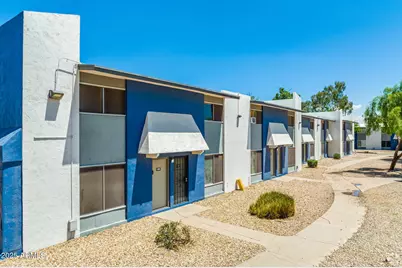 2627 N 45th Avenue #2C, Phoenix, AZ 85035 - Photo 10