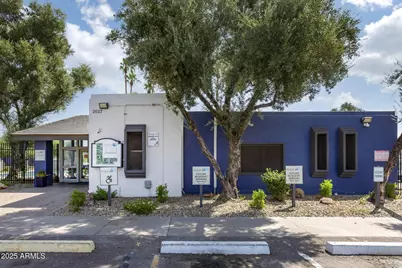2627 N 45th Avenue #3P, Phoenix, AZ 85035 - Photo 12