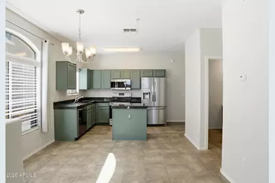 2250 E Deer Valley Road #Unit 10, Phoenix, AZ 85024 - Photo 4