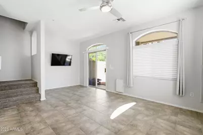 2250 E Deer Valley Road #Unit 10, Phoenix, AZ 85024 - Photo 8