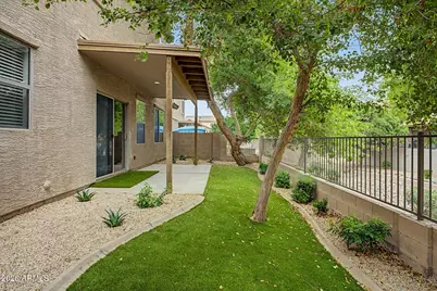 15847 N 74th Drive, Peoria, AZ 85382 - Photo 6