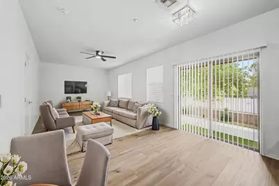15847 N 74th Drive, Peoria, AZ 85382 - Photo 8