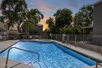 15847 N 74th Drive, Peoria, AZ 85382 - Photo 2