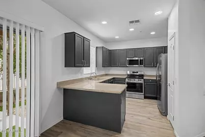 15847 N 74th Drive, Peoria, AZ 85382 - Photo 12