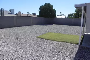 307 W Taro Ln, Phoenix, AZ 85027 - Photo 12