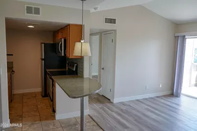 200 E Southern Avenue #332, Tempe, AZ 85282 - Photo 2