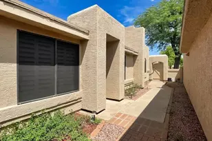 18802 N 44th Pl, Phoenix, AZ 85050 - Photo 10