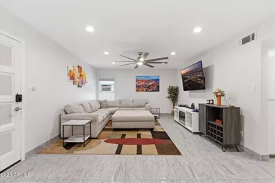 4950 N Miller Road #Apt 100, Scottsdale, AZ 85251 - Photo 4