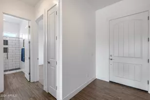 825 E Perdido Wy, Phoenix, AZ 85086 - Photo 36