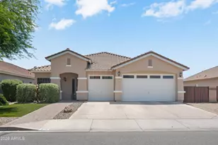 871 E Harold Dr, San Tan Valley, AZ 85140 - Photo 2