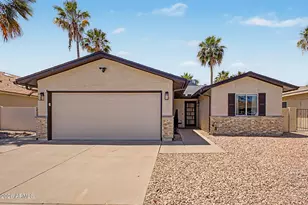 26410 S New Town Dr, Sun Lakes, AZ 85248 - Photo 2