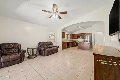 3949 W Kesler Place, Chandler, AZ 85226 - Photo 10