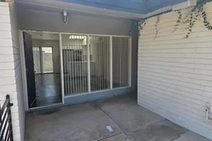 2342 N 46th St, Phoenix, AZ 85008 - Photo 2