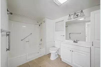 10606 W Oakmont Drive, Sun City, AZ 85351 - Photo 12