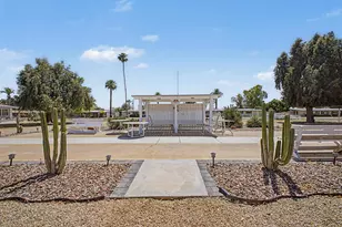 10606 W Oakmont Dr, Sun City, AZ 85351 - Photo 20