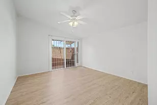 10606 W Oakmont Dr, Sun City, AZ 85351 - Photo 14