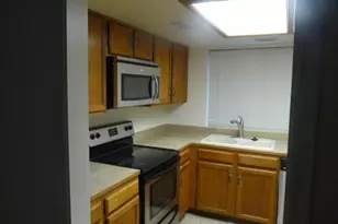 1631 N El Camino Dr, Tempe, AZ 85288 - Photo 6