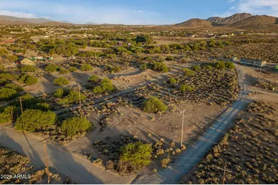 1171X S 224th Lane #-, Buckeye, AZ 85326 - Photo 10