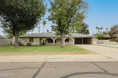 8231 N 58th Avenue, Glendale, AZ 85302 - Photo 1