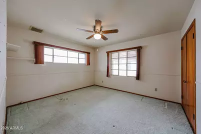 8231 N 58th Avenue, Glendale, AZ 85302 - Photo 28