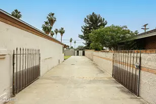 8231 N 58th Ave, Glendale, AZ 85302 - Photo 10