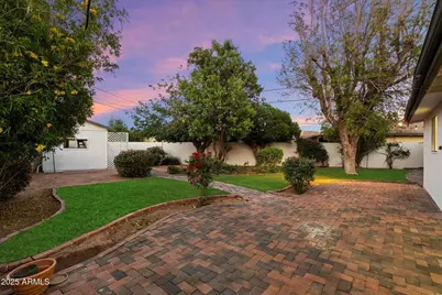 8228 E Oak Street, Scottsdale, AZ 85257 - Photo 26
