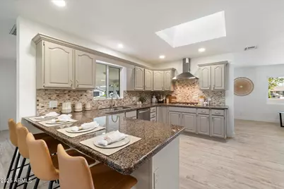 8228 E Oak Street, Scottsdale, AZ 85257 - Photo 10