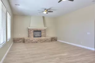 2413 E Park View Ln, Phoenix, AZ 85024 - Photo 12