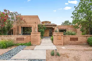 4737 E Valley Vista Ln, Paradise Valley, AZ 85253 - Photo 2