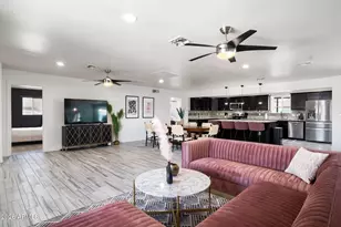 8237 E Chaparral Rd, Scottsdale, AZ 85250 - Photo 6