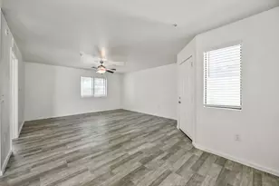 3065 N 67th Ave, Phoenix, AZ 85033 - Photo 12