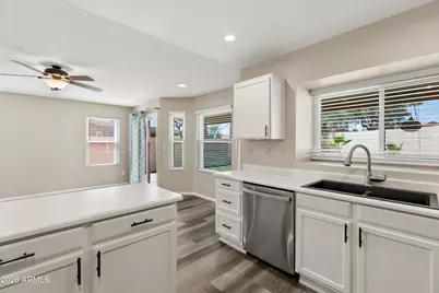 15022 S 28th Street, Phoenix, AZ 85048 - Photo 4