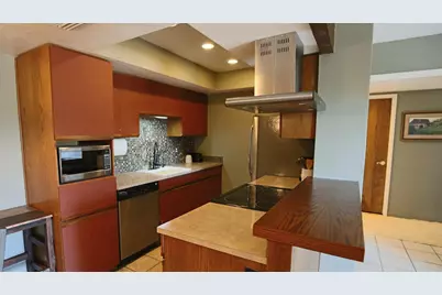 7557 N Dreamy Draw Drive #Unit 240, Phoenix, AZ 85020 - Photo 4