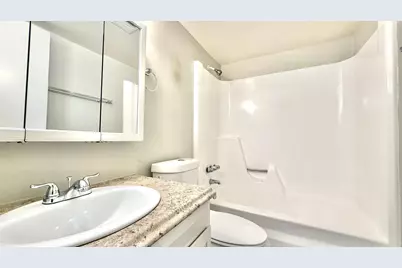 2201 W Belmont Avenue #Apt 4, Phoenix, AZ 85021 - Photo 10